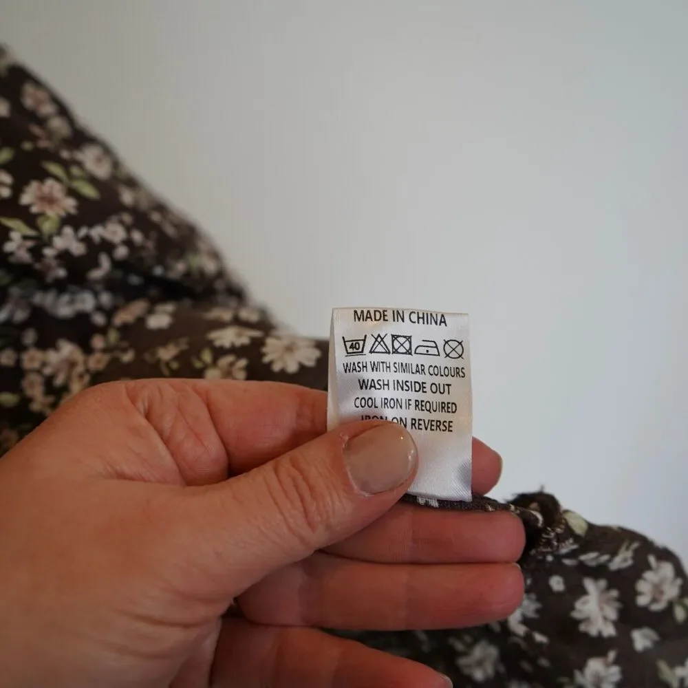 Area Starts Ashley MIDI Fit And Flare Floral Dress Size Large‎